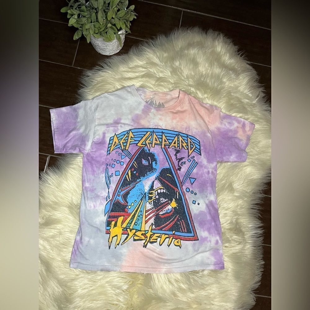 Def Leppard tie dye Hysteria band tee sz XS